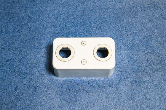 High Voltage Relay Metallized Brazing Alumina Ceramics 3.9g/Cm3 For EV Car