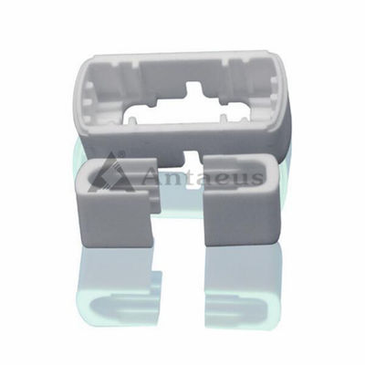 Υψηλής πυκνότητας 3,9 G/cm3 Αλουμινένια κεραμικά εξαρτήματα με τάση διάσπασης 20 KV/mm και αντοχή σε θερμικά σοκ 250°C